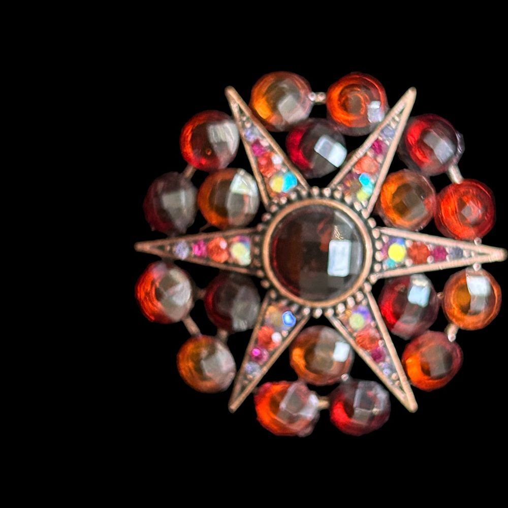 Vintage Rhinestone And Copper‎ Brooch